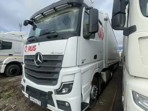 Седельный тягач Mercedes-Benz Actros 2023 года б/у фото 8