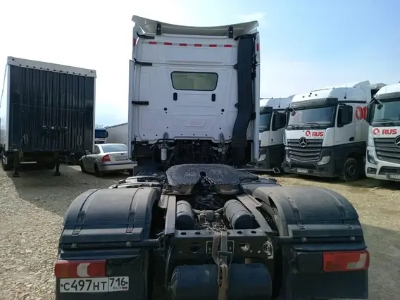 Седельный тягач Mercedes-Benz Actros 2023 года б/у фото 4