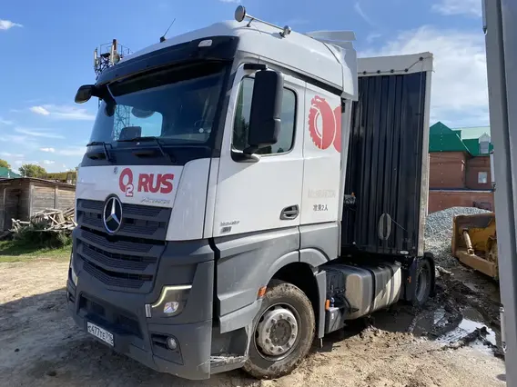 Седельный тягач Mercedes-Benz Actros 2024 года б/у фото 3