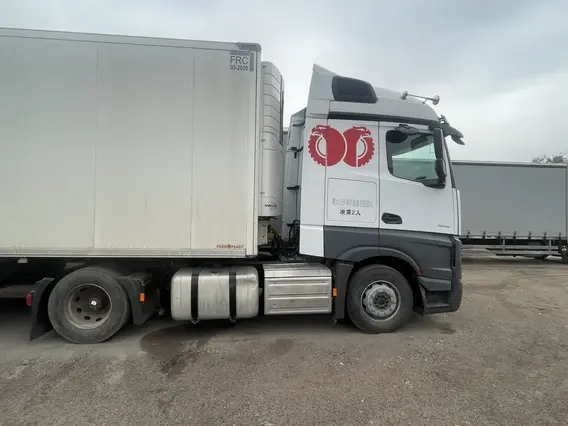 Седельный тягач Mercedes-Benz Actros 2024 года б/у фото 4