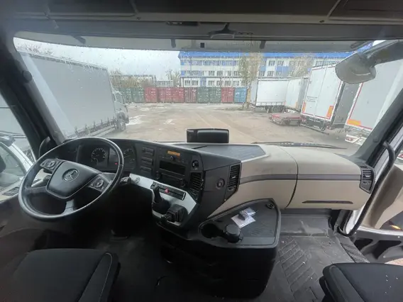 Седельный тягач Mercedes-Benz Actros 2024 года б/у фото 10