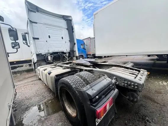 Седельный тягач Mercedes-Benz Actros 2021 года б/у фото 5