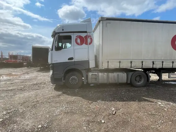 Седельный тягач Mercedes-Benz Actros 2021 года б/у фото 4