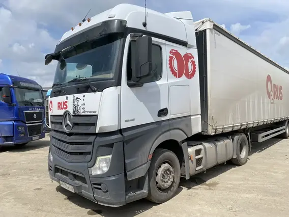 Седельный тягач Mercedes-Benz Actros 2021 года б/у фото 3