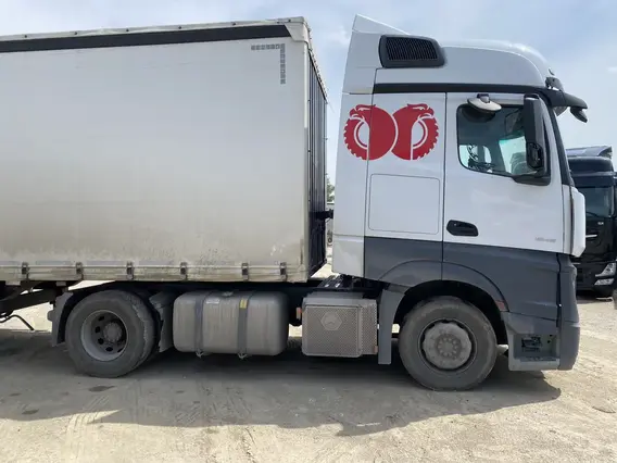 Седельный тягач Mercedes-Benz Actros 2021 года б/у фото 5
