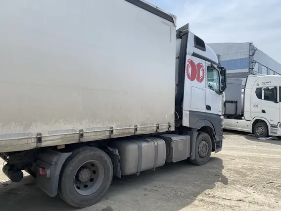 Седельный тягач Mercedes-Benz Actros 2021 года б/у фото 6