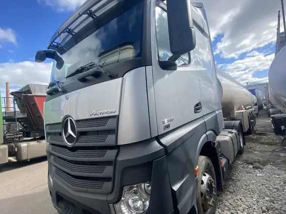 Седельный тягач Mercedes-Benz Actros 2023 года б/у фото 3