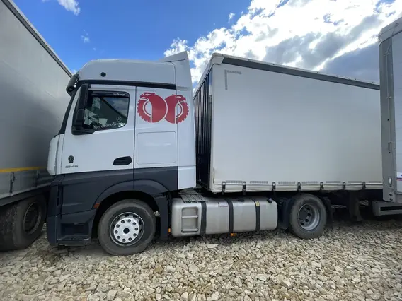 Седельный тягач Mercedes-Benz Actros 2020 года б/у фото 3