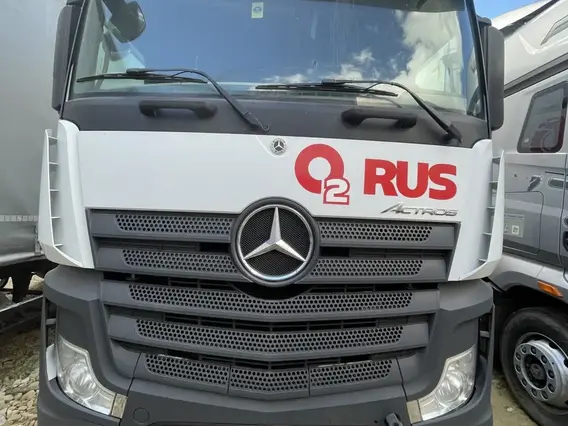 Седельный тягач Mercedes-Benz Actros 2020 года б/у