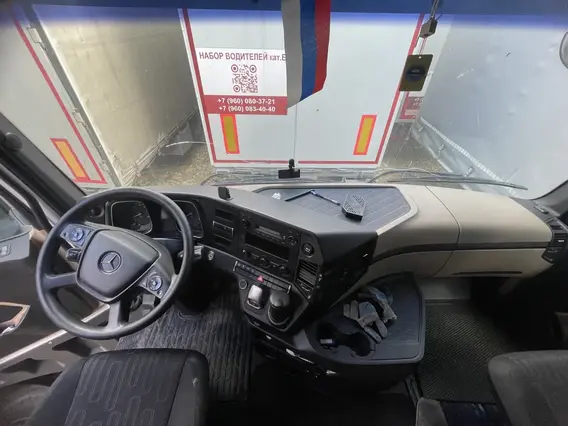 Седельный тягач Mercedes-Benz Actros 2020 года б/у фото 7