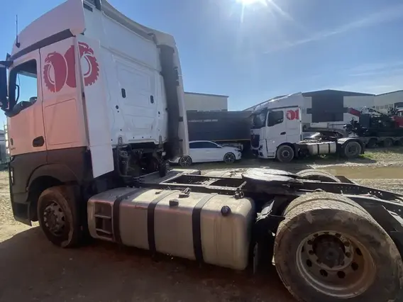 Седельный тягач Mercedes-Benz Actros 2020 года б/у фото 8