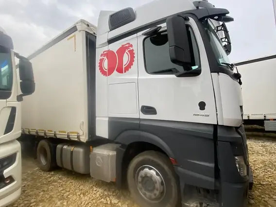 Седельный тягач Mercedes-Benz Actros 2020 года б/у