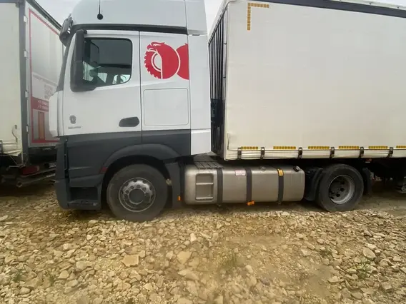 Седельный тягач Mercedes-Benz Actros 2020 года б/у фото 3