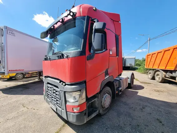 Седельный тягач Renault T 2017 года б/у фото 2