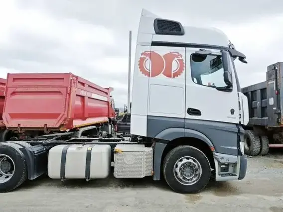 Седельный тягач Mercedes-Benz Actros 2020 года б/у фото 5