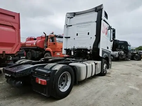 Седельный тягач Mercedes-Benz Actros 2020 года б/у фото 6