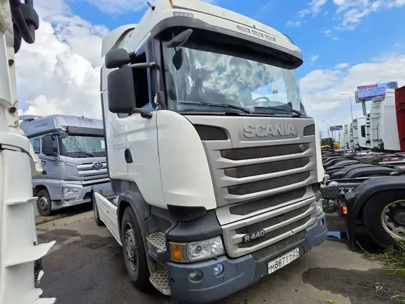 Седельный тягач Scania R 2015 года б/у