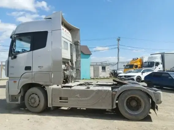 Седельный тягач Foton Auman EST A 2023 года б/у фото 5