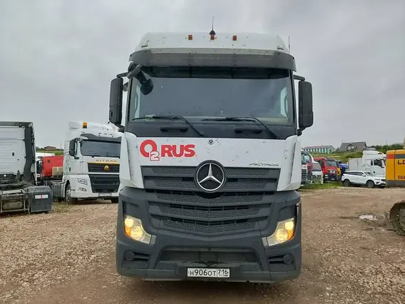 Седельный тягач Mercedes-Benz Actros 2021 года б/у