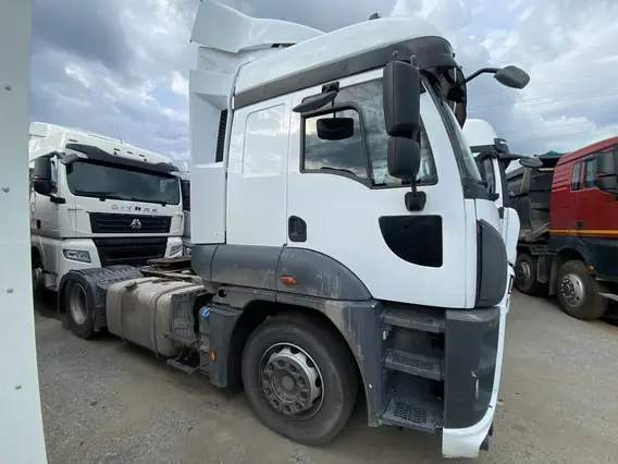 Седельный тягач Ford Cargo 2021 года б/у фото 2