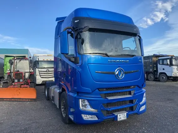 Седельный тягач Dongfeng DFH4180 2023 года б/у