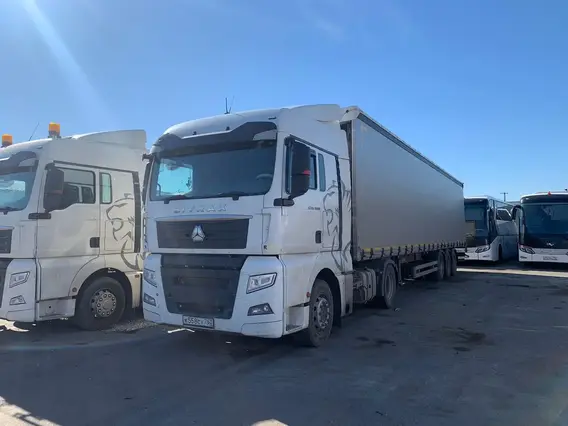 Седельный тягач SITRAK c7h 2022 года б/у фото 3