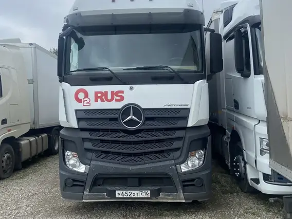 Седельный тягач Mercedes-Benz Actros 2020 года б/у