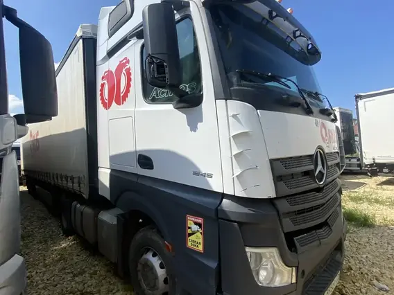 Седельный тягач Mercedes-Benz Actros 2021 года б/у