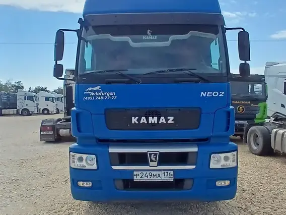 Седельный тягач Камаз 5490 2022 года б/у фото 2