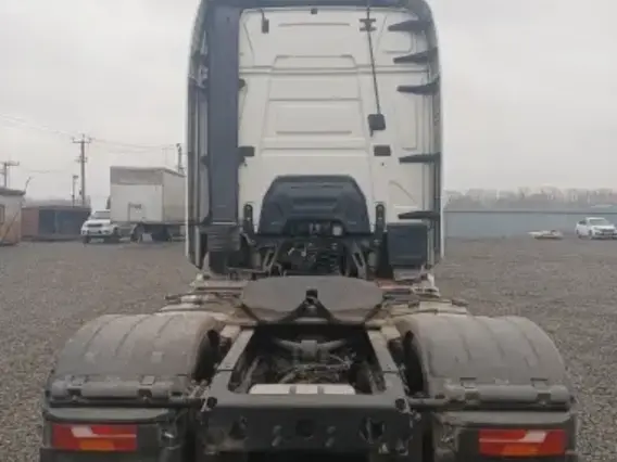 Седельный тягач Shacman SX4188YY381 2023 года б/у фото 7