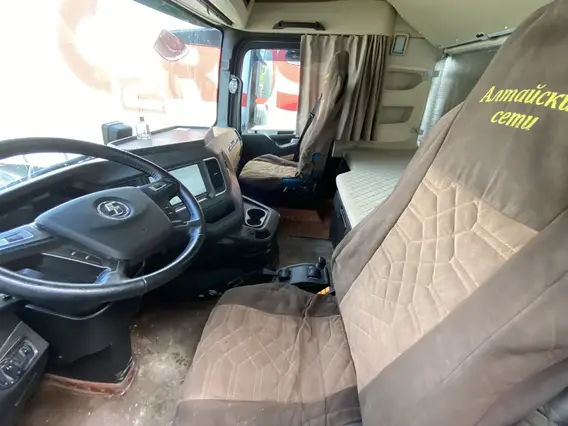 Седельный тягач Shacman SX4188YY381 2023 года б/у фото 5
