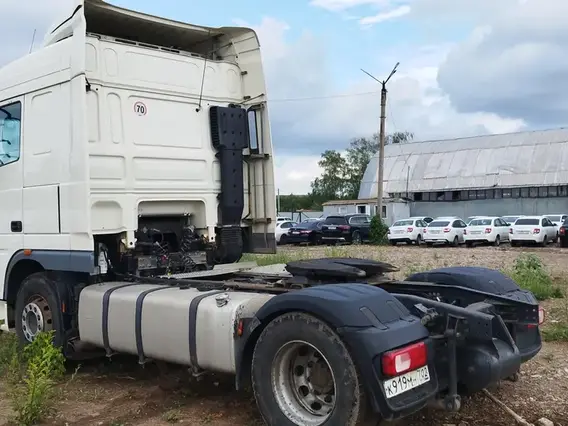 Седельный тягач DAF XF 2017 года б/у фото 8