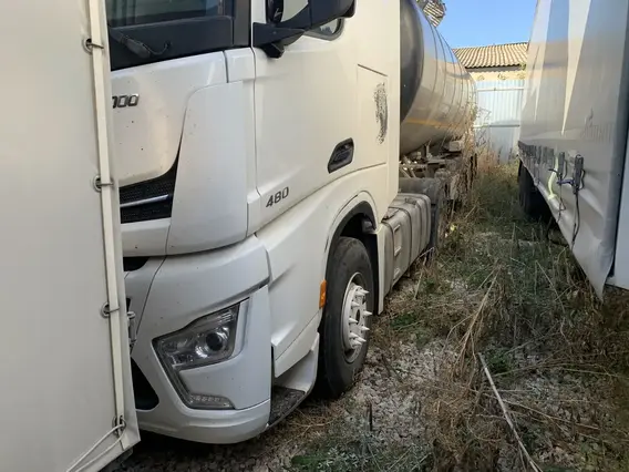 Седельный тягач Shacman SX4188YY381 2023 года б/у фото 3