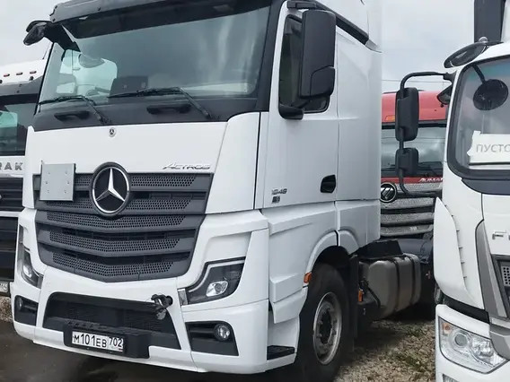 Седельный тягач Mercedes-Benz Actros 2023 года б/у фото 3