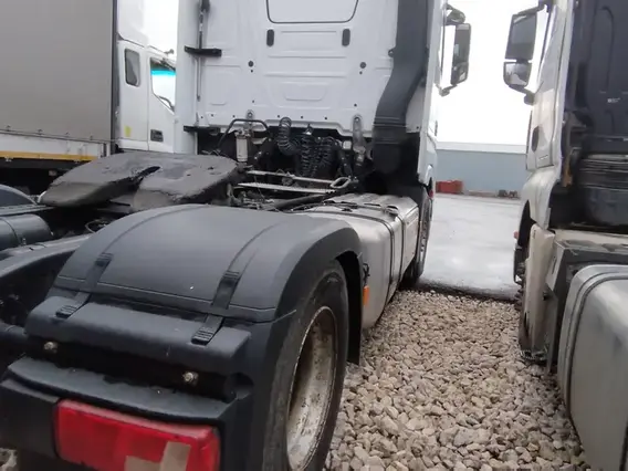 Седельный тягач Mercedes-Benz Actros 2023 года б/у фото 4