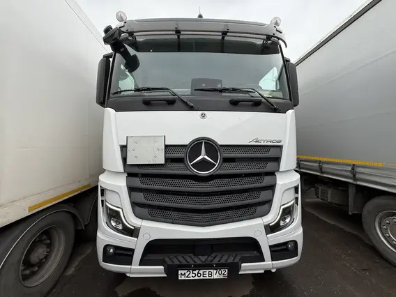 Седельный тягач Mercedes-Benz Actros 2023 года б/у фото 2