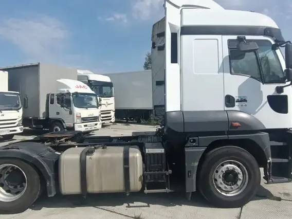 Седельный тягач Ford Cargo 2021 года б/у фото 5