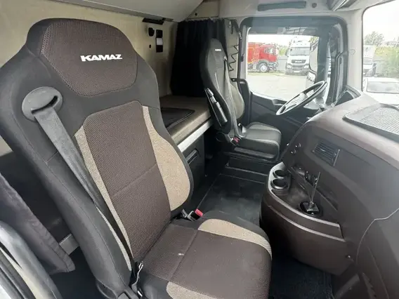 Седельный тягач Камаз 54901 2023 года б/у фото 5