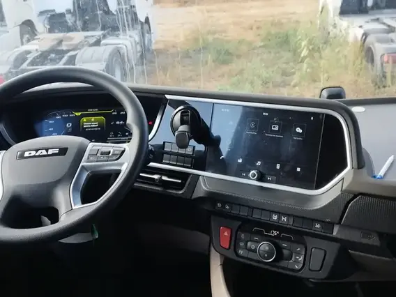 Седельный тягач DAF XG 2023 года б/у фото 3