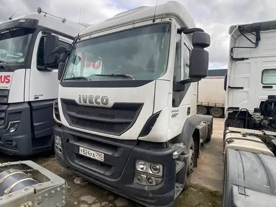 Седельный тягач IVECO Stralis 2016 года б/у фото 2