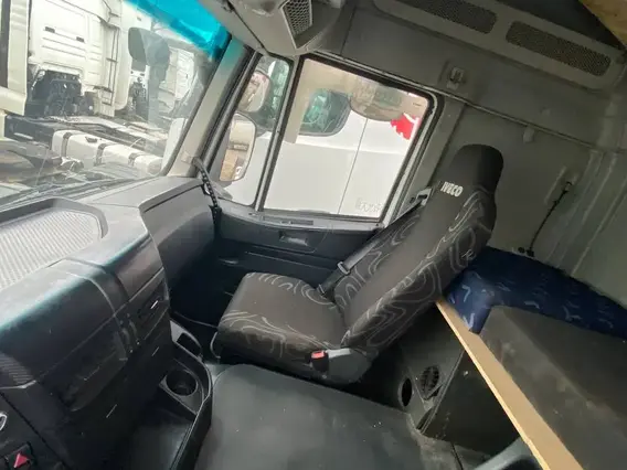 Седельный тягач IVECO Stralis 2016 года б/у фото 7