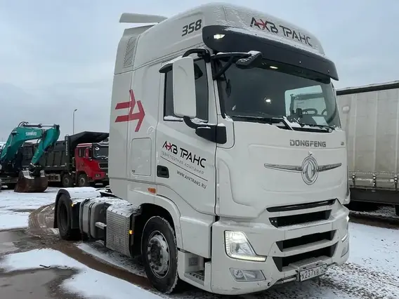 Седельный тягач Dongfeng DFH4180 2023 года б/у