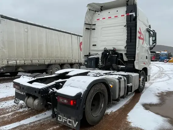 Седельный тягач Dongfeng DFH4180 2023 года б/у фото 6