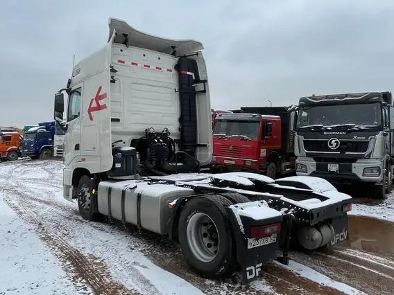 Седельный тягач Dongfeng DFH4180 2023 года б/у фото 8