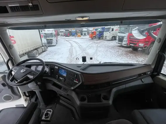 Седельный тягач Dongfeng DFH4180 2023 года б/у фото 9