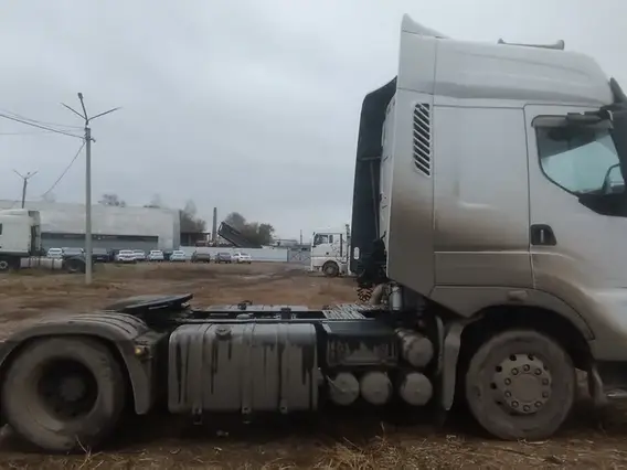 Седельный тягач Chenglong LZ4181H7AB 2023 года б/у фото 5