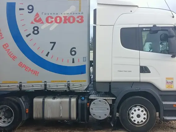 Седельный тягач Scania R 2017 года б/у фото 2