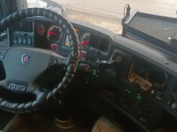 Седельный тягач Scania R 2017 года б/у фото 9