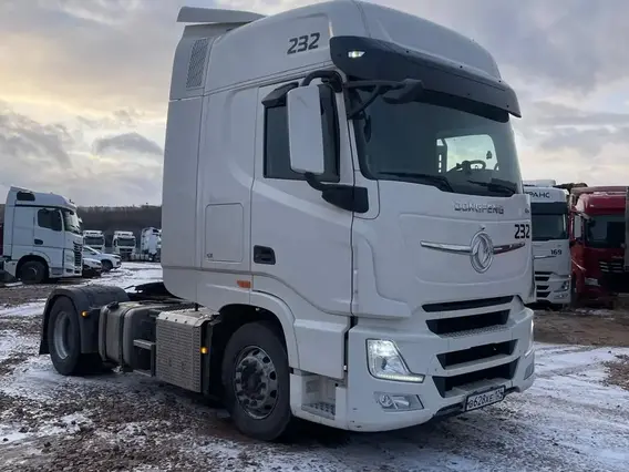 Седельный тягач Dongfeng DFH4180 2023 года б/у