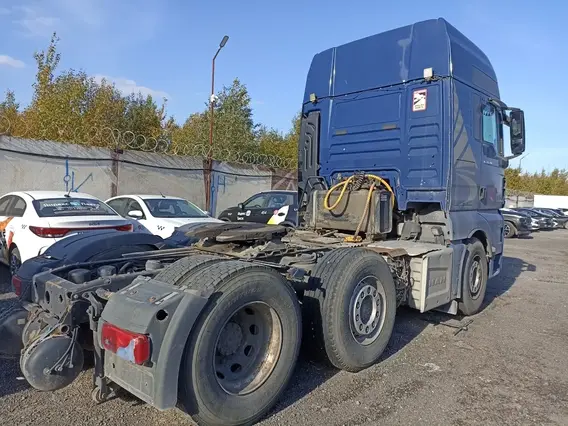 Седельный тягач MAN TGX 2016 года б/у фото 6